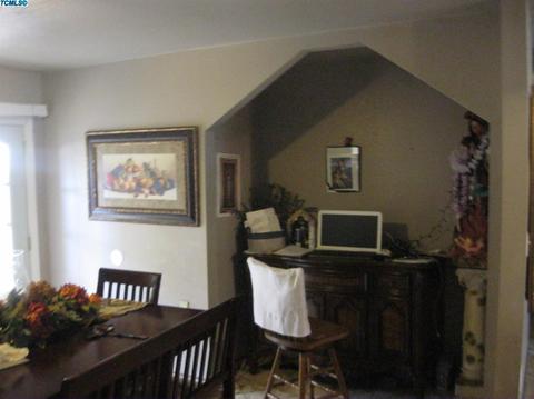 823 E Ash Ave, Tulare, CA 93274 photo 15