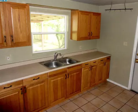 240 Waldo Ave, Exeter, CA 93221 photo 11
