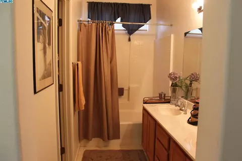 4311 E Laurel Ave, Visalia, CA 93292 photo 16
