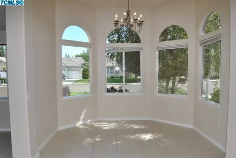 2008 E La Vida, Visalia, CA 93292 photo 7