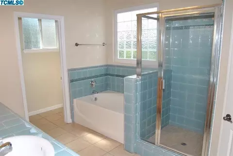 2008 E La Vida, Visalia, CA 93292 photo 9