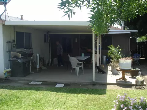 917 E Harvard Ter, Lindsay, CA 93247 photo 18