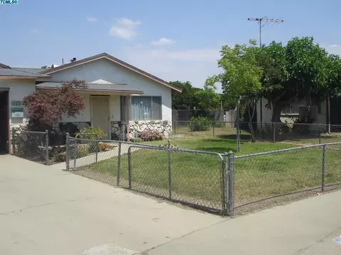 917 E Harvard Ter, Lindsay, CA 93247 photo 1
