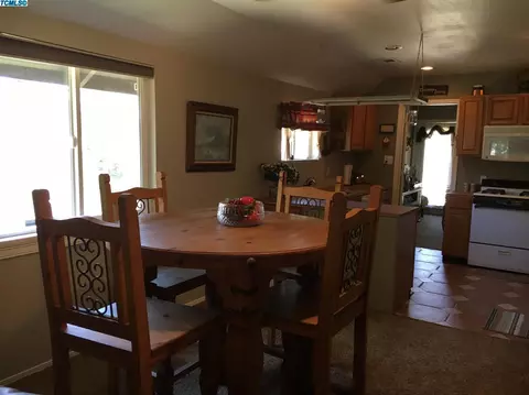 119 N Quince Ave, Exeter, CA 93221 photo 5
