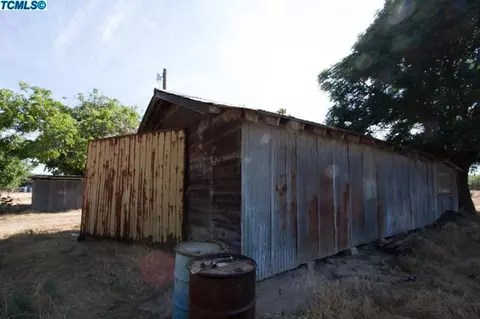 22950 Everett Ave, Riverdale, CA 93656 photo 2
