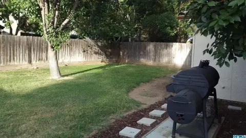 3828 E Auburn Dr, Visalia, CA 93292 photo 6