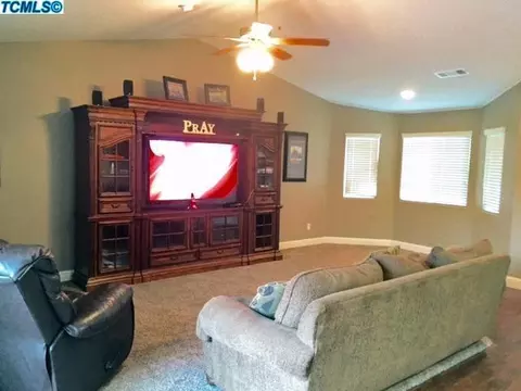1448 Atlantic Ave, Lemoore, CA 93245 photo 7