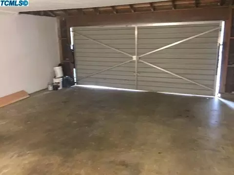 1211 E Ferguson, Visalia, CA 93292 photo 30