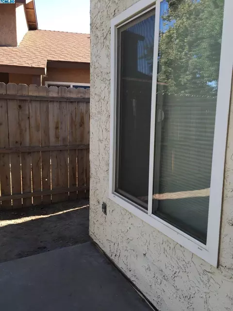 1211 E Ferguson, Visalia, CA 93292 photo 11