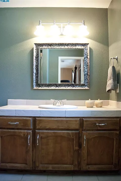805 Woods Pl, Exeter, CA 93221 photo 30