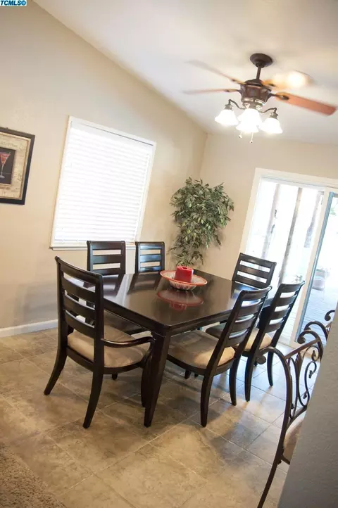 805 Woods Pl, Exeter, CA 93221 photo 16