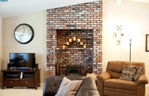 805 Woods Pl, Exeter, CA 93221 photo 12