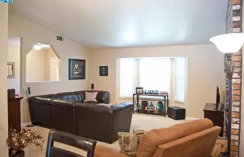805 Woods Pl, Exeter, CA 93221 photo 17