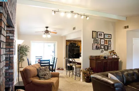 805 Woods Pl, Exeter, CA 93221 photo 14