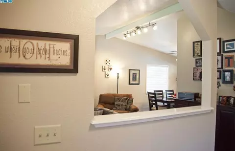 805 Woods Pl, Exeter, CA 93221 photo 10