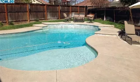 757 Coventry Ave, Clovis, CA 93611 photo 1