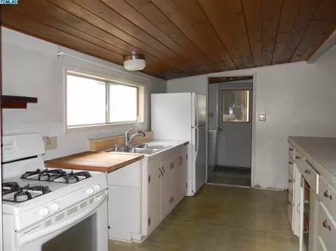 43822 Alta Acres Dr, Three Rivers, CA 93271 photo 2