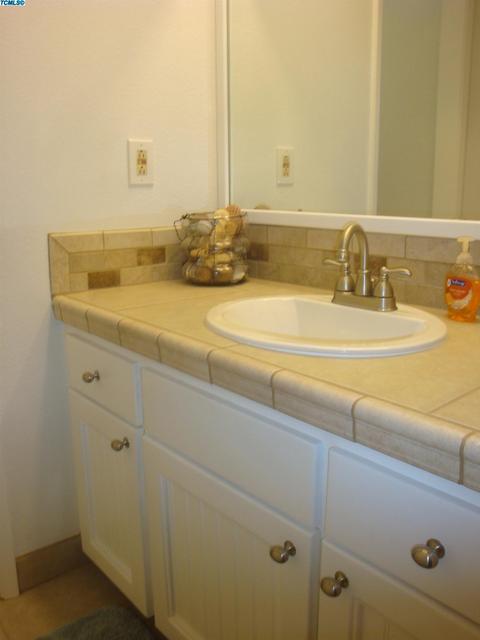 2024 E Harold Ave, Visalia, CA 93292 photo 18