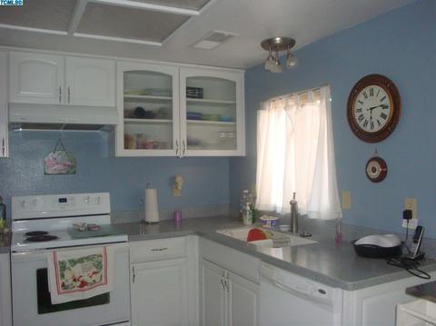 2024 E Harold Ave, Visalia, CA 93292 photo 9