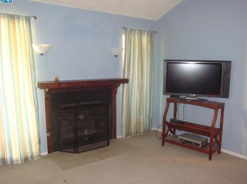 2024 E Harold Ave, Visalia, CA 93292 photo 7