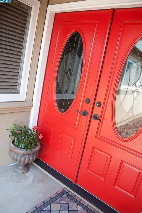 2222 E Hillcrest Ave, Visalia, CA 93292 photo 9