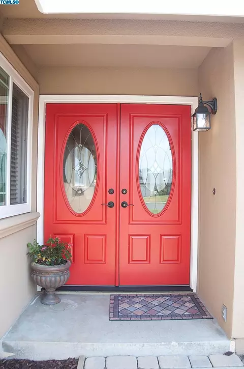 2222 E Hillcrest Ave, Visalia, CA 93292 photo 8