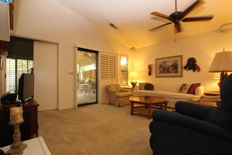 1719 E Perez Ct, Visalia, CA 93292 photo 7