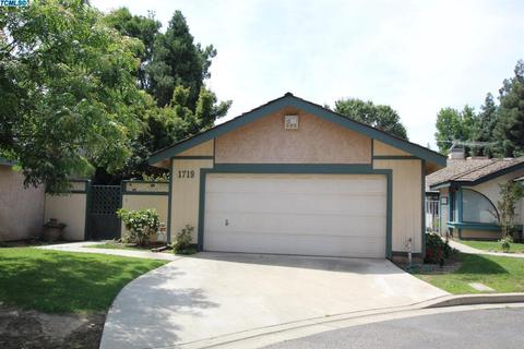 1719 E Perez Ct, Visalia, CA 93292 photo 1