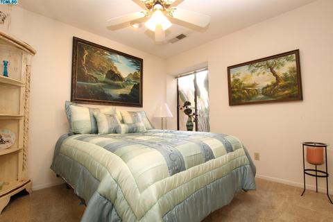 1719 E Perez Ct, Visalia, CA 93292 photo 11