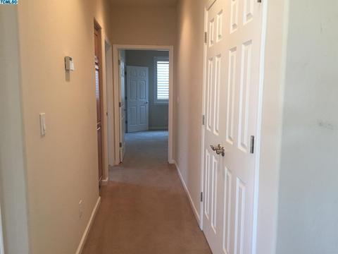 306 S Wind Ct, Visalia, CA 93292 photo 11