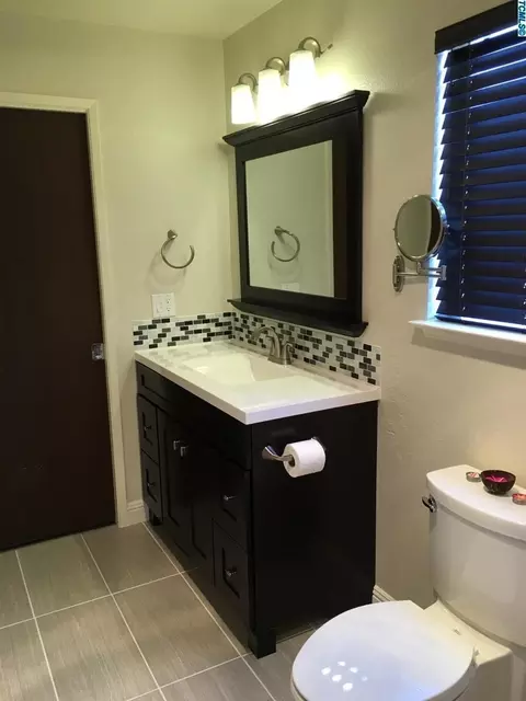41 S Cambridge Dr, Lemoore, CA 93245 photo 18