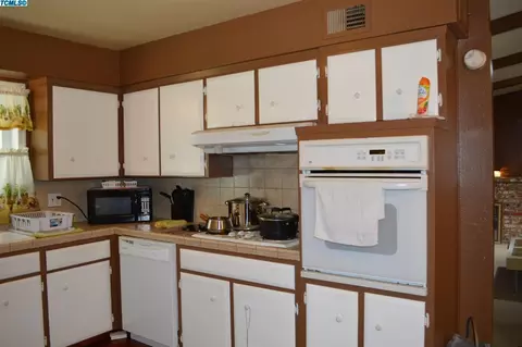 1747 Alamos Ave, Clovis, CA 93611 photo 11