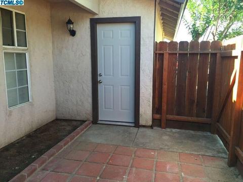 1416 E Ferguson Ct, Visalia, CA 93292 photo 21