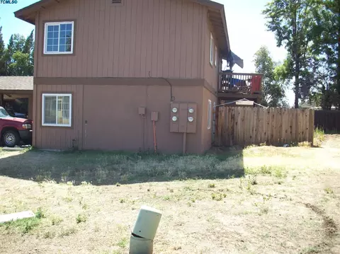 806 Monarch Cir, Exeter, CA 93221 photo 4