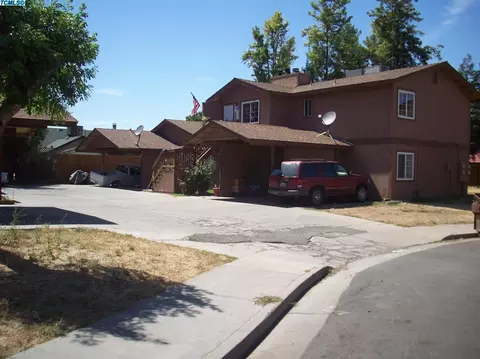 806 Monarch Cir, Exeter, CA 93221 photo 5