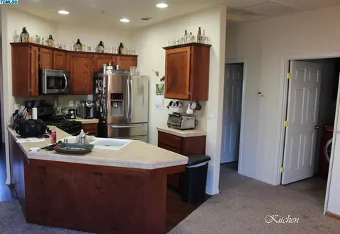 547 W Glaze Ave, Exeter, CA 93221 photo 7