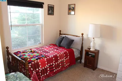 547 W Glaze Ave, Exeter, CA 93221 photo 12