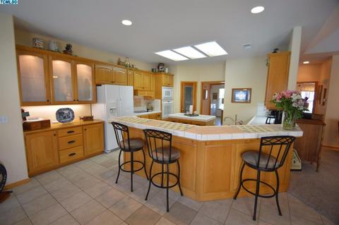 1339 E Seeger Ave, Visalia, CA 93292 photo 7