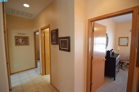 1339 E Seeger Ave, Visalia, CA 93292 photo 17