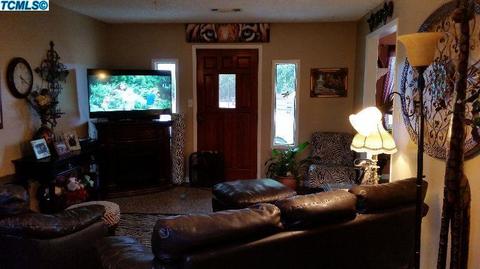 10665 Elder Ave, Hanford, CA 93230 photo 9