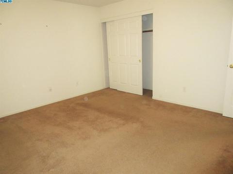 2715 Lakeridge Ave, Tulare, CA 93274 photo 10