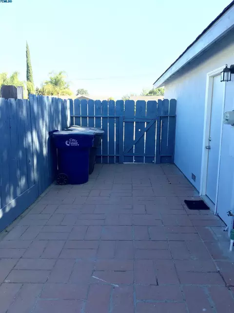 451 S Spruce St, Tulare, CA 93274 photo 21