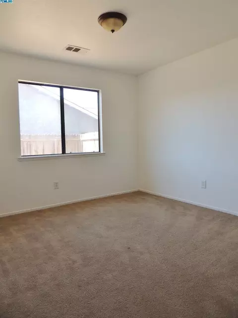 300 S 19th Ave, Lemoore, CA 93245 photo 18