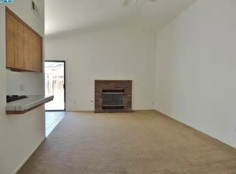 300 S 19th Ave, Lemoore, CA 93245 photo 11