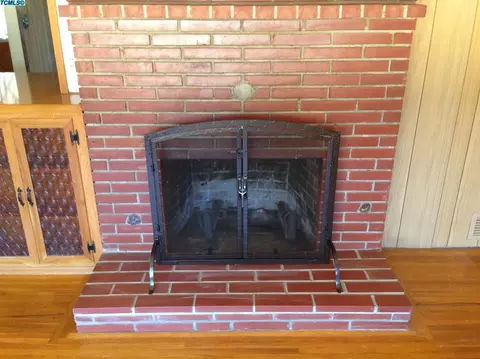 134 E Beech Ave, Visalia, CA 93277 photo 14