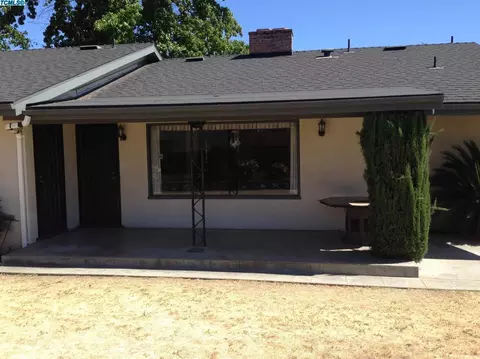 134 E Beech Ave, Visalia, CA 93277 photo 22