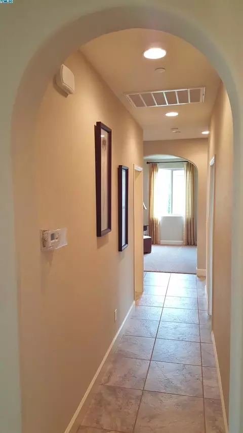3818 E Harter Ct, Visalia, CA 93292 photo 8
