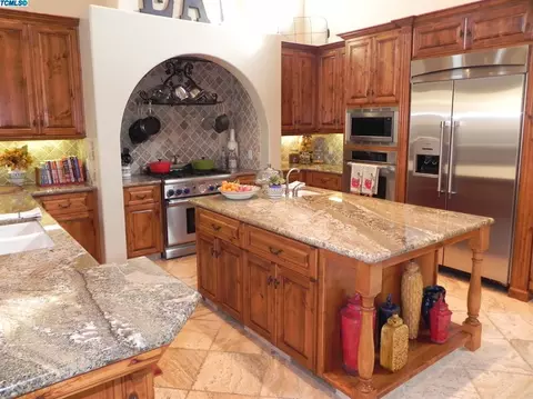 4802 W Delta Ave, Visalia, CA 93291 photo 8