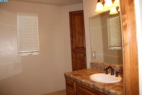 4802 W Delta Ave, Visalia, CA 93291 photo 18