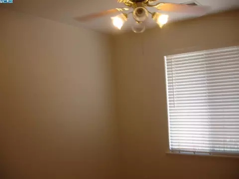 2415 S Beech Dr, Visalia, CA 93292 photo 17